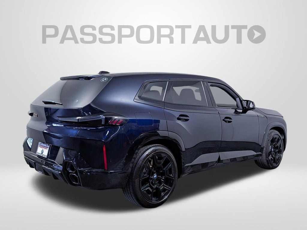 2025 BMW XM Base