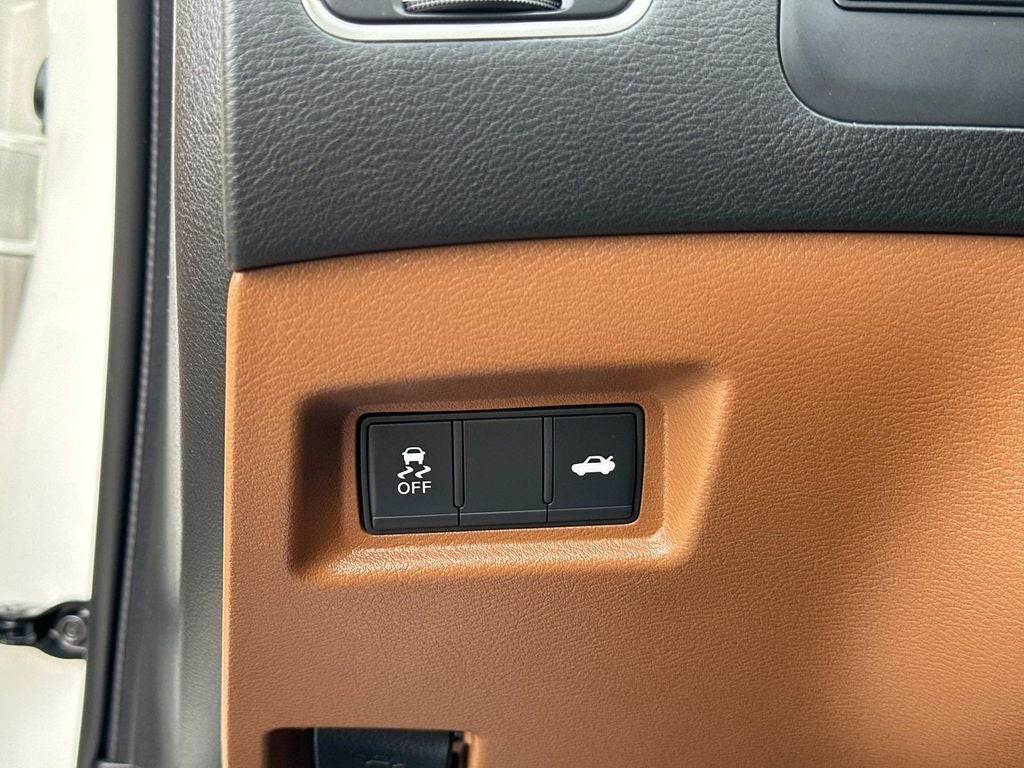 2024 INFINITI Q50 LUXE