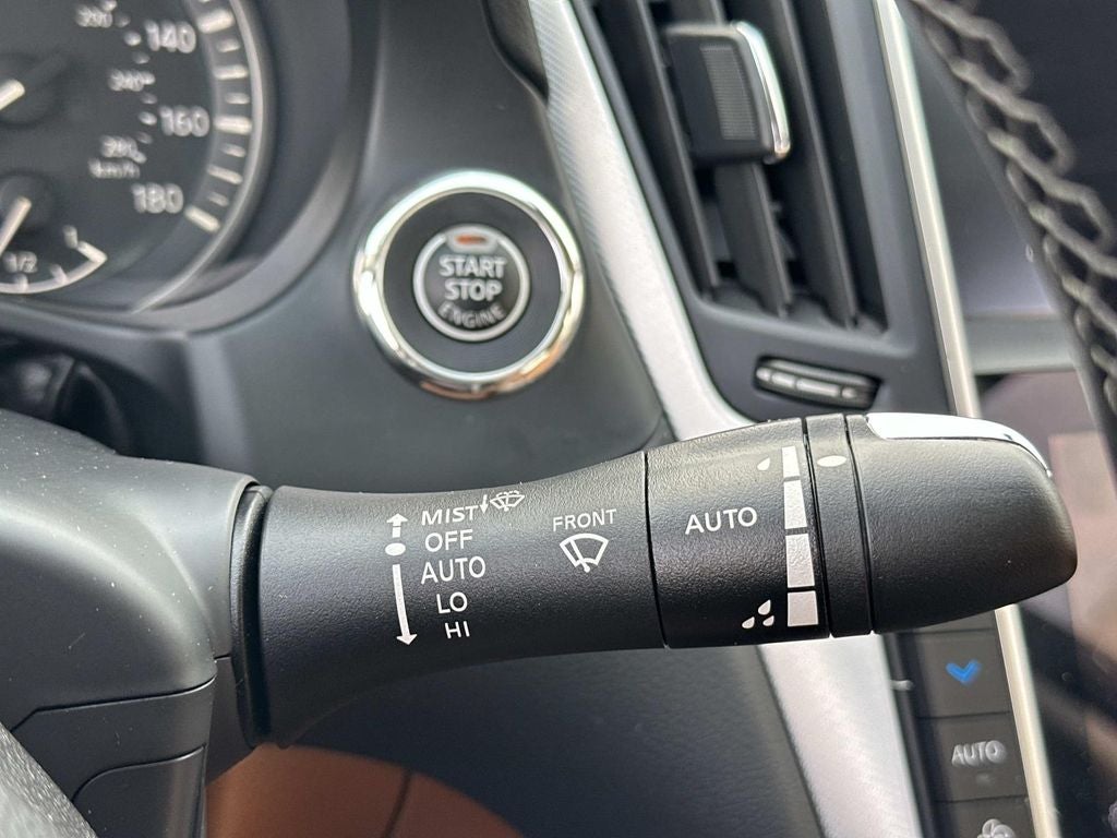 2024 INFINITI Q50 LUXE