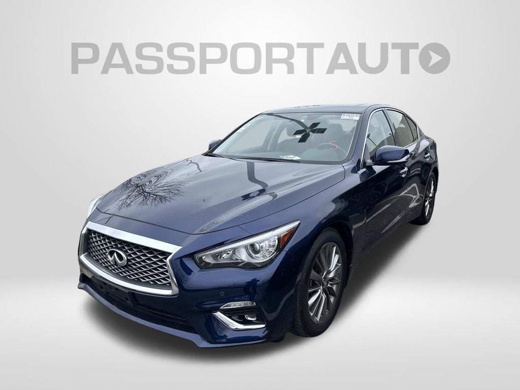 2023 INFINITI Q50 LUXE