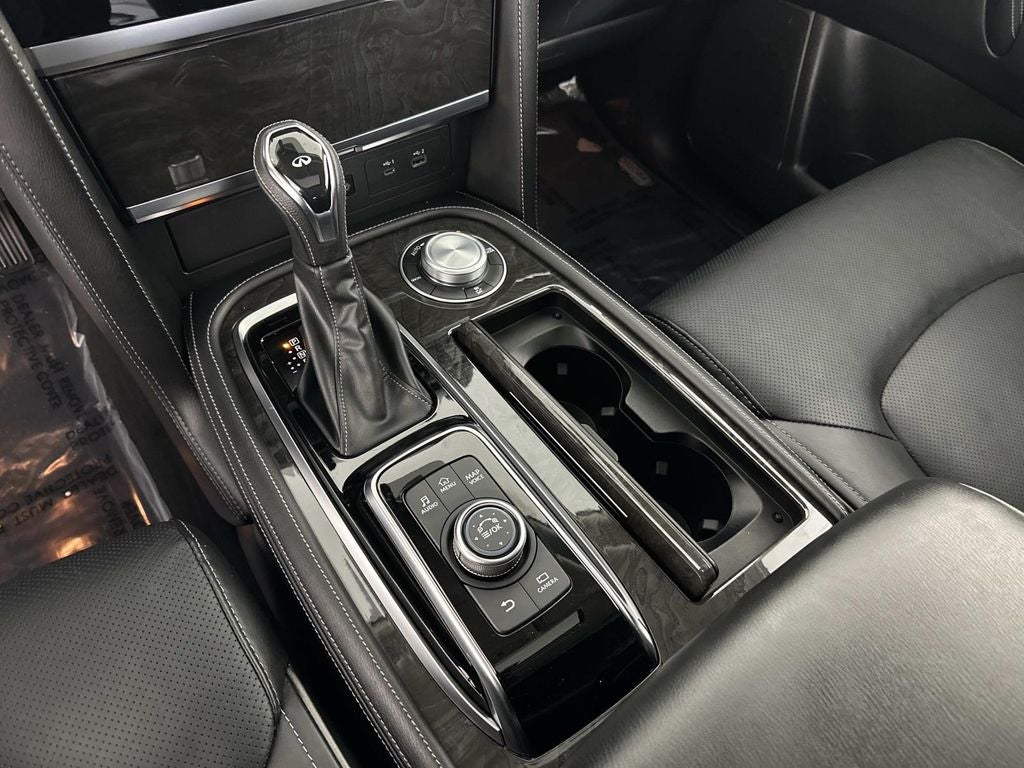 2024 INFINITI QX80 LUXE