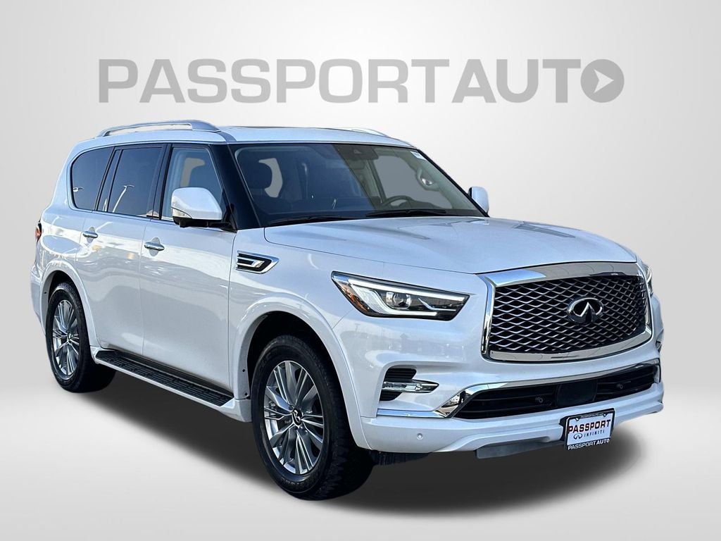 2024 INFINITI QX80 LUXE