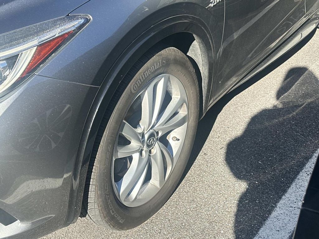 2018 INFINITI QX30 Base