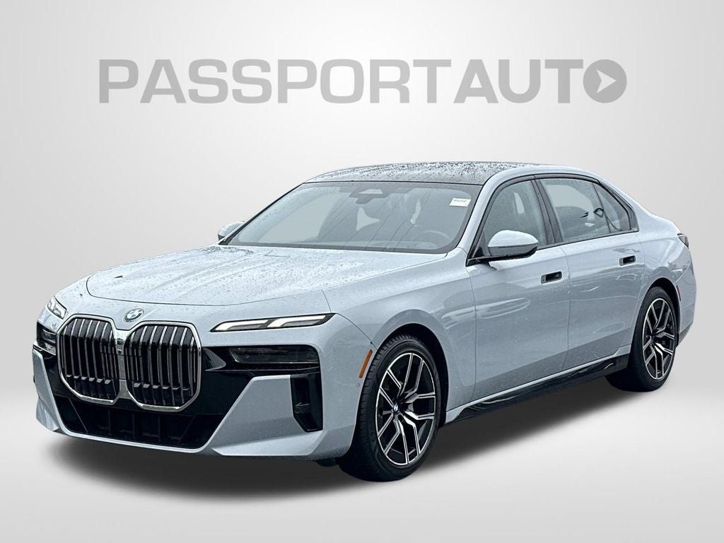 2023 BMW 7 Series 740i