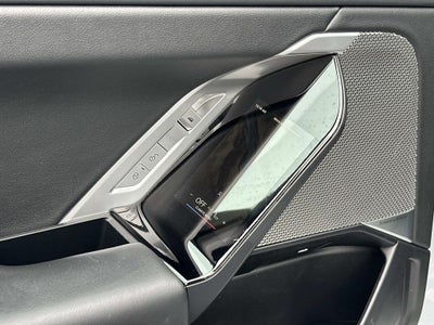 2023 BMW 7 Series 740i