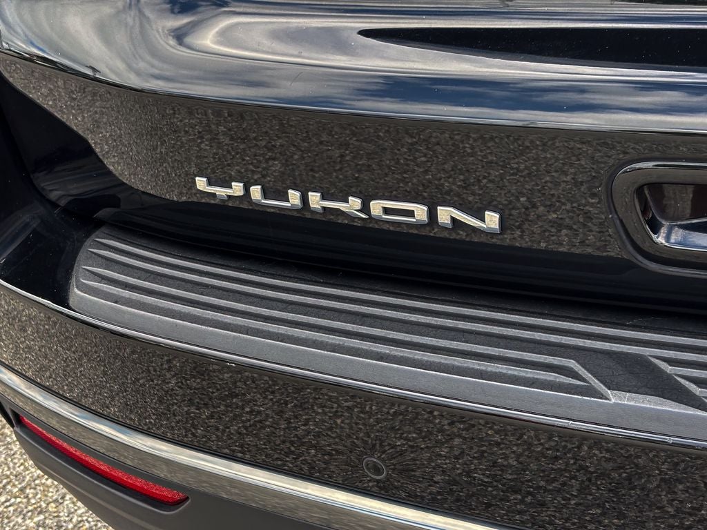 2021 GMC Yukon XL AT4