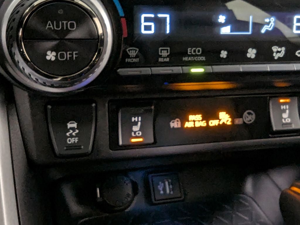 2024 Toyota RAV4 Hybrid XSE