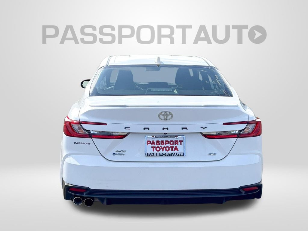 2025 Toyota Camry SE