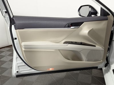 2023 Toyota Camry Hybrid XLE