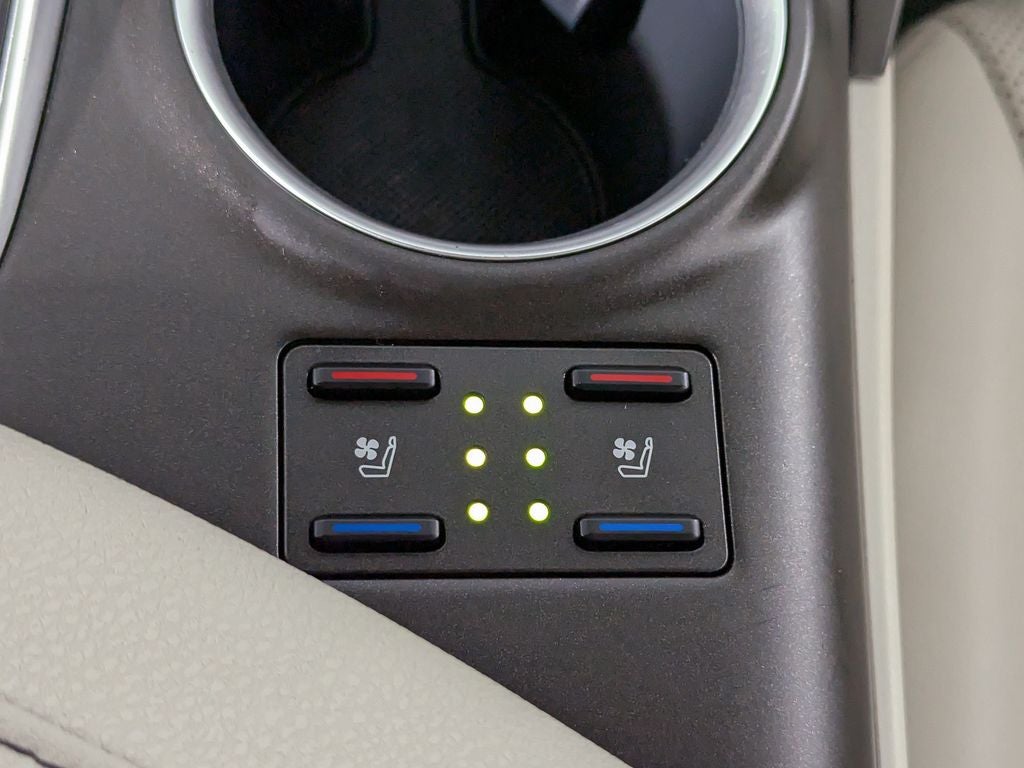 2023 Toyota Camry Hybrid XLE