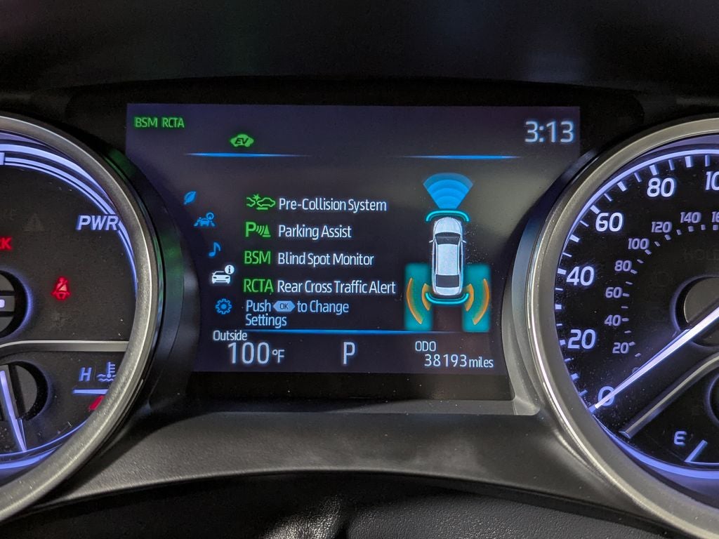 2023 Toyota Camry Hybrid XLE
