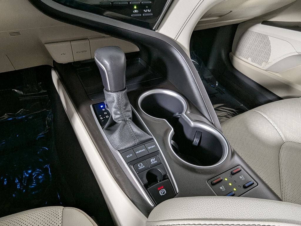 2023 Toyota Camry Hybrid XLE