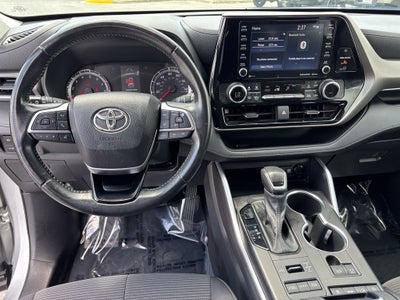 2021 Toyota Highlander LE