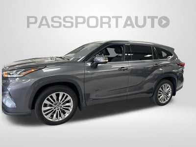 2024 Toyota Highlander Hybrid Platinum