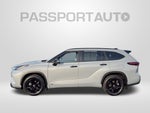 2024 Toyota Highlander Hybrid XLE