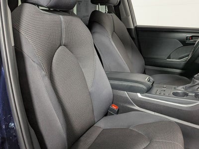 2025 Toyota Highlander LE