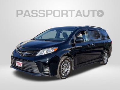 2019 Toyota Sienna XLE 8 Passenger