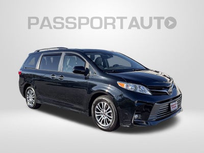 2019 Toyota Sienna XLE 8 Passenger