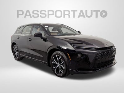 2025 Toyota Crown Signia XLE