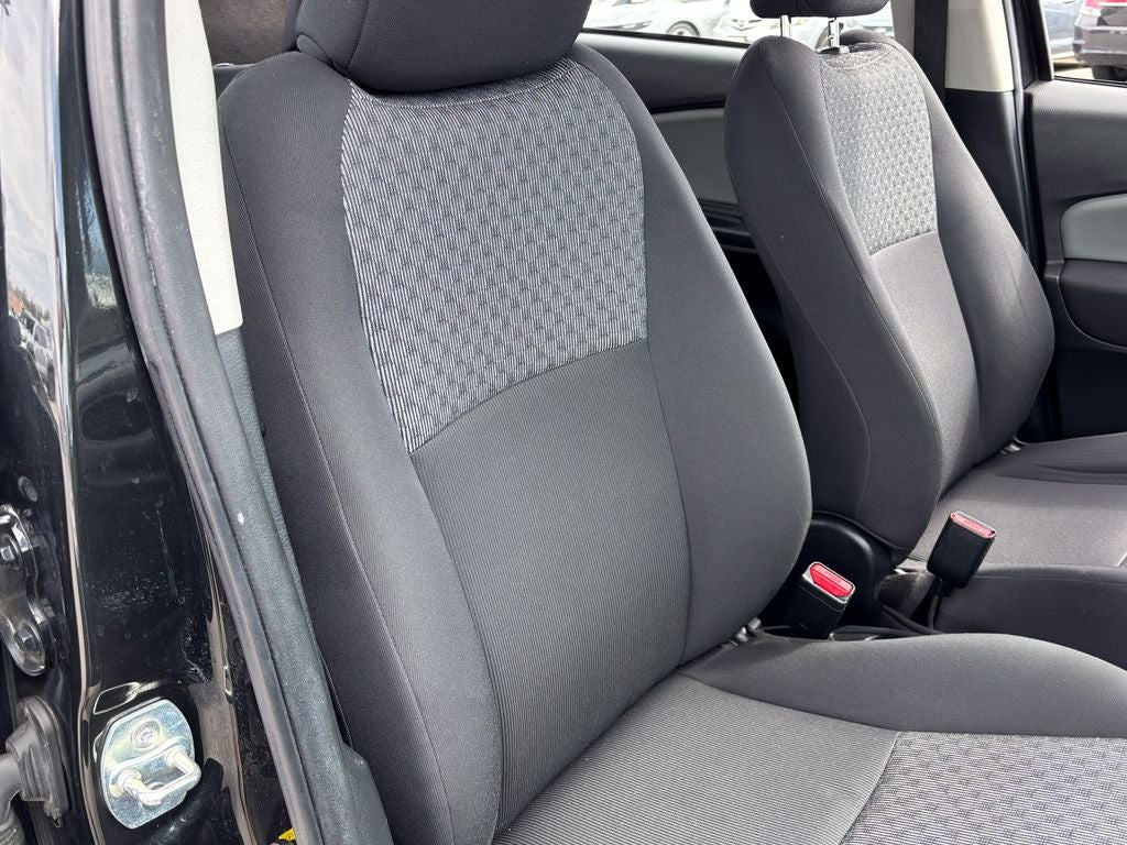 2015 Toyota Yaris LE